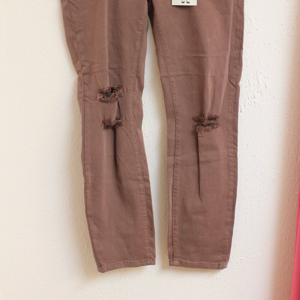#528 NWT Angel Kiss Tan-ish Jeans with Ripped Knees Size 15 - Picture 2 of 7